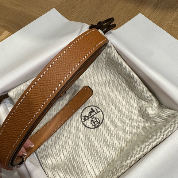 Hermes Kelly Buckle Belt - Gold with Palladium hardware - Picture 9 of 11